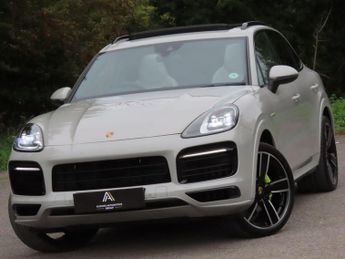 Porsche Cayenne 3.0 V6 E-Hybrid 17.9kWh Platinum Edition SUV 5dr Petrol Plug-in 