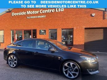 VAUXHALL INSIGNIA 2.0 CDTi SRi VX Line Nav Hatchback 5dr Diesel Auto Euro 6 (170 p