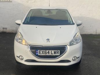 PEUGEOT 208 1.2 VTi PureTech Allure Hatchback 5dr Petrol Manual Euro 5 (82 p