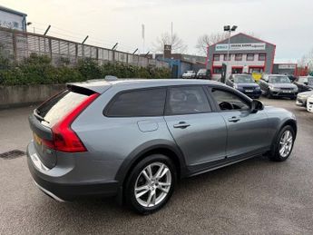 VOLVO V90 2.0 D5 PowerPulse Pro Estate 5dr Diesel Auto AWD Euro 6-2 FORMER