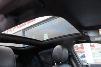 MERCEDES-BENZ C-CLASS 2.1 C250d AMG Line (Premium Plus) Saloon 4dr Diesel G-Tronic+ Eu