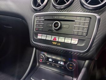 MERCEDES-BENZ A-CLASS 2.1 A200d AMG Line (Premium Plus) Hatchback 5dr Diesel 7G-DCT Eu