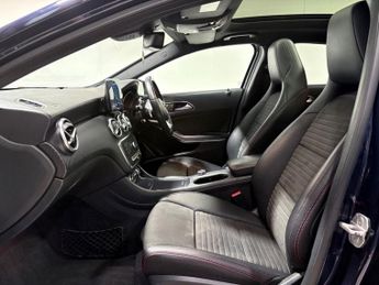MERCEDES-BENZ A-CLASS 2.1 A200d AMG Line (Premium Plus) Hatchback 5dr Diesel 7G-DCT Eu