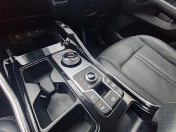 KIA SORENTO 1.6 h T-GDi 3 SUV 5dr Petrol Hybrid Auto AWD Euro 6 (s/s) (226 b