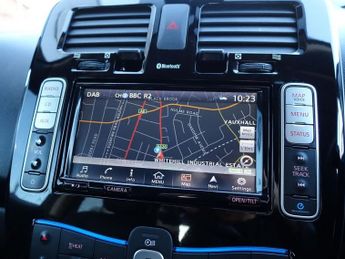 NISSAN LEAF 30kWh Tekna Hatchback 5dr Electric Auto (109 bhp)