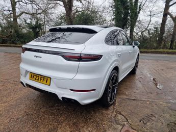PORSCHE CAYENNE 3.0 V6 E-Hybrid 17.9kWh Platinum Edition Coupe 5dr Petrol Plug-i