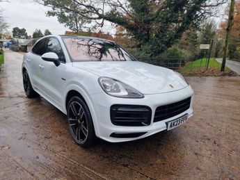 PORSCHE CAYENNE 3.0 V6 E-Hybrid 17.9kWh Platinum Edition Coupe 5dr Petrol Plug-i