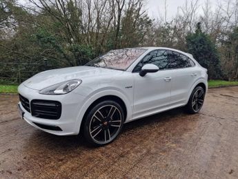 PORSCHE CAYENNE 3.0 V6 E-Hybrid 17.9kWh Platinum Edition Coupe 5dr Petrol Plug-i