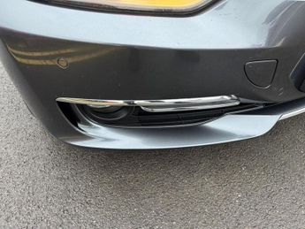 BMW 3 SERIES 2.0 320d Luxury Saloon 4dr Diesel Auto Euro 5 (s/s) (184 ps) * H