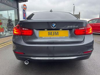 BMW 3 SERIES 2.0 320d Luxury Saloon 4dr Diesel Auto Euro 5 (s/s) (184 ps) * H