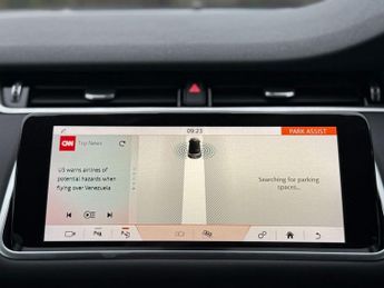 LAND ROVER RANGE ROVER EVOQUE 2.0 D180 SE SUV 5dr Diesel Auto 4WD Euro 6 (s/s) (180 ps)