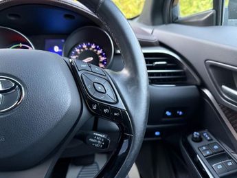 TOYOTA C-HR 1.8 VVT-h Excel SUV 5dr Petrol Hybrid CVT Euro 6 (s/s) (122 ps)