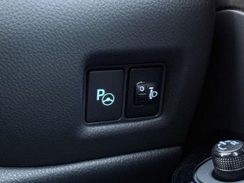 TOYOTA C-HR 1.8 VVT-h Excel SUV 5dr Petrol Hybrid CVT Euro 6 (s/s) (122 ps)