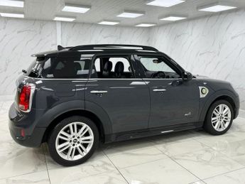 MINI COUNTRYMAN 1.5 7.6kWh Cooper SE SUV 5dr Petrol Plug-in Hybrid Auto ALL4 Eur
