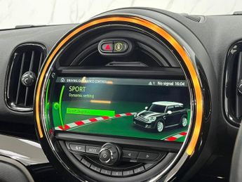 MINI COUNTRYMAN 1.5 7.6kWh Cooper SE SUV 5dr Petrol Plug-in Hybrid Auto ALL4 Eur