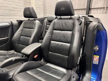 VOLKSWAGEN GOLF 2.0 TSI R Cabriolet 2dr Petrol DSG Euro 5 (265 ps)