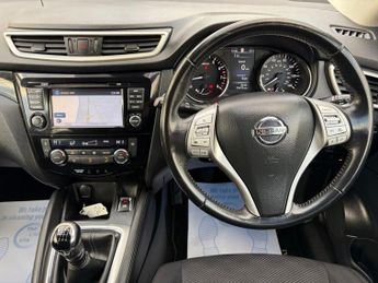 NISSAN QASHQAI 1.2 DIG-T N-Connecta SUV 5dr Petrol Manual 2WD Euro 6 (s/s) (115