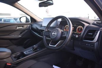 NISSAN QASHQAI 1.3 DIG-T MHEV N-Connecta SUV 5dr Petrol Hybrid XTRON Euro 6 (s/