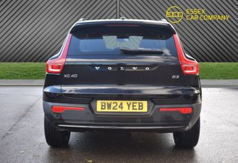 VOLVO XC40 2.0 B3 MHEV Plus SUV 5dr Petrol Hybrid DCT Auto Euro 6 (s/s) (16