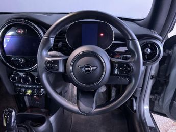 MINI Electric Hatch Cooper SE 32.6kWh Level 2 Hatchback 3dr Electric Auto (184 ps)