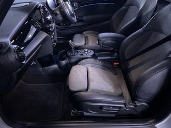 MINI Electric Hatch Cooper SE 32.6kWh Level 2 Hatchback 3dr Electric Auto (184 ps)