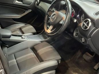 MERCEDES-BENZ GLA 1.6 GLA180 GPF Urban Edition SUV 5dr Petrol 7G-DCT Euro 6 (s/s) 