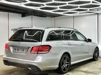 MERCEDES-BENZ E-CLASS 2.1 E220 BlueTEC AMG Night Edition Estate 5dr Diesel G-Tronic+ E