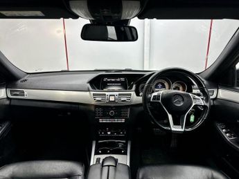 MERCEDES-BENZ E-CLASS 2.1 E220 BlueTEC AMG Night Edition Estate 5dr Diesel G-Tronic+ E