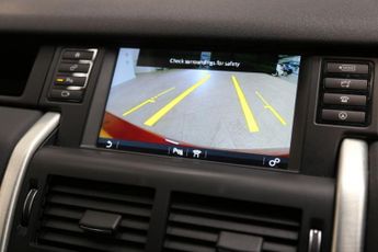 LAND ROVER DISCOVERY SPORT 2.0 TD4 HSE SUV 5dr Diesel Auto 4WD Euro 6 (s/s) (180 ps)