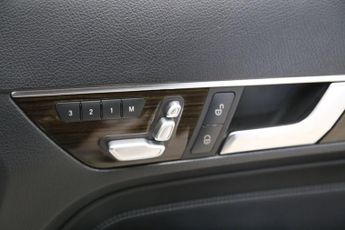 MERCEDES-BENZ E-CLASS 3.0 E350d V6 BlueTEC AMG Sport Cabriolet 2dr Diesel G-Tronic+ Eu