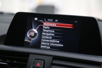 BMW 2 SERIES 2.0 220d Luxury Convertible 2dr Diesel Auto Euro 6 (s/s) (190 ps