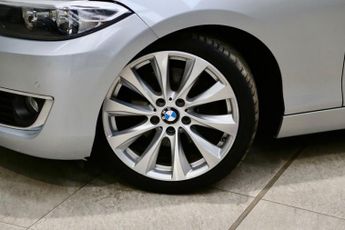 BMW 2 SERIES 2.0 220d Luxury Convertible 2dr Diesel Auto Euro 6 (s/s) (190 ps