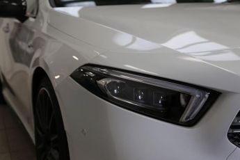 MERCEDES-BENZ A-CLASS 2.0 A35 AMG (Premium Plus) Hatchback 5dr Petrol SpdS DCT 4MATIC 