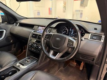 LAND ROVER DISCOVERY SPORT 2.0 TD4 Landmark SUV 5dr Diesel Auto 4WD Euro 6 (s/s) (180 ps)