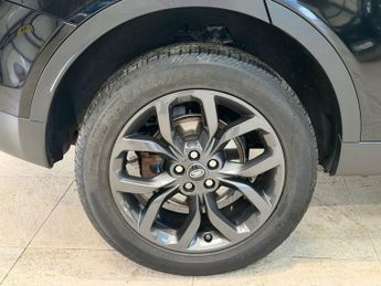 LAND ROVER DISCOVERY SPORT 2.0 TD4 Landmark SUV 5dr Diesel Auto 4WD Euro 6 (s/s) (180 ps)