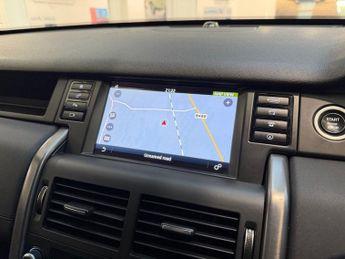 LAND ROVER DISCOVERY SPORT 2.0 TD4 Landmark SUV 5dr Diesel Auto 4WD Euro 6 (s/s) (180 ps)