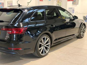 AUDI A4 AVANT 1.4 TFSI Black Edition Estate 5dr Petrol Manual Euro 6 (s/s) (15
