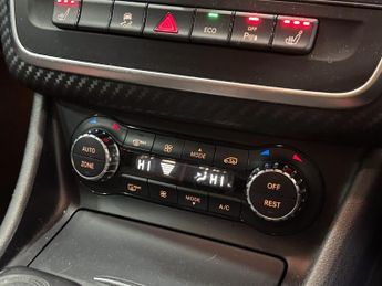 MERCEDES-BENZ A-CLASS 2.0 A45 AMG Hatchback 5dr Petrol SpdS DCT 4MATIC Euro 6 (s/s) (3