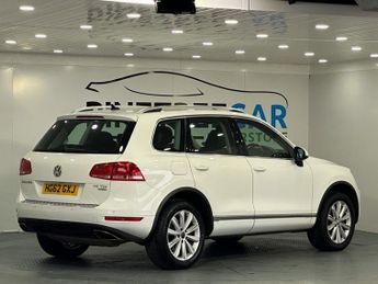VOLKSWAGEN TOUAREG 3.0 TDI V6 BlueMotion Tech SE SUV 5dr Diesel Tiptronic 4WD Euro 