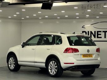 VOLKSWAGEN TOUAREG 3.0 TDI V6 BlueMotion Tech SE SUV 5dr Diesel Tiptronic 4WD Euro 