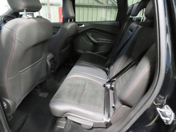 FORD KUGA 2.0 TDCi ST-Line X SUV 5dr Diesel Powershift AWD Euro 6 (s/s) (1