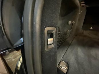 MERCEDES-BENZ C-CLASS 2.0 C220d AMG Line Edition (Premium) Estate 5dr Diesel G-Tronic+