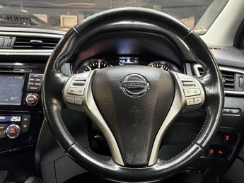 NISSAN QASHQAI 1.6 dCi Tekna SUV 5dr Diesel XTRON 2WD Euro 5 (s/s) (130 ps)