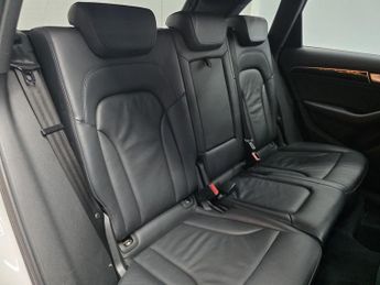 AUDI Q5 2.0 TDI S line Plus SUV 5dr Diesel S Tronic quattro Euro 5 (s/s)