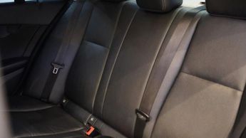 MERCEDES-BENZ C-CLASS 2.1 C220d SE Saloon 4dr Diesel G-Tronic+ Euro 6 (s/s) (170 ps)