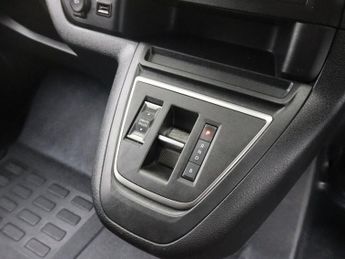 CITROEN e-SpaceTourer 50kWh Business M MPV 5dr Electric Auto MWB (7.4kW Charger) (136 