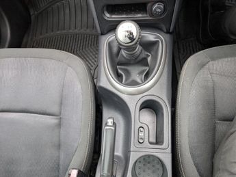 NISSAN QASHQAI 1.5 dCi n-tec SUV 5dr Diesel Manual 2WD Euro 4 (106 ps)