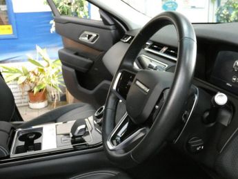 LAND ROVER RANGE ROVER VELAR 2.0 P400e 17.1kWh SE SUV 5dr Petrol Plug-in Hybrid Auto 4WD Euro