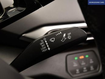 VOLKSWAGEN ID.5 Pro 77kWh Style SUV 5dr Electric Auto (174 ps)