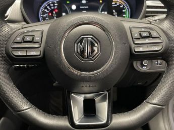 MG MG5 61.1kWh Exclusive Long Range Estate 5dr Electric Auto (156 ps)